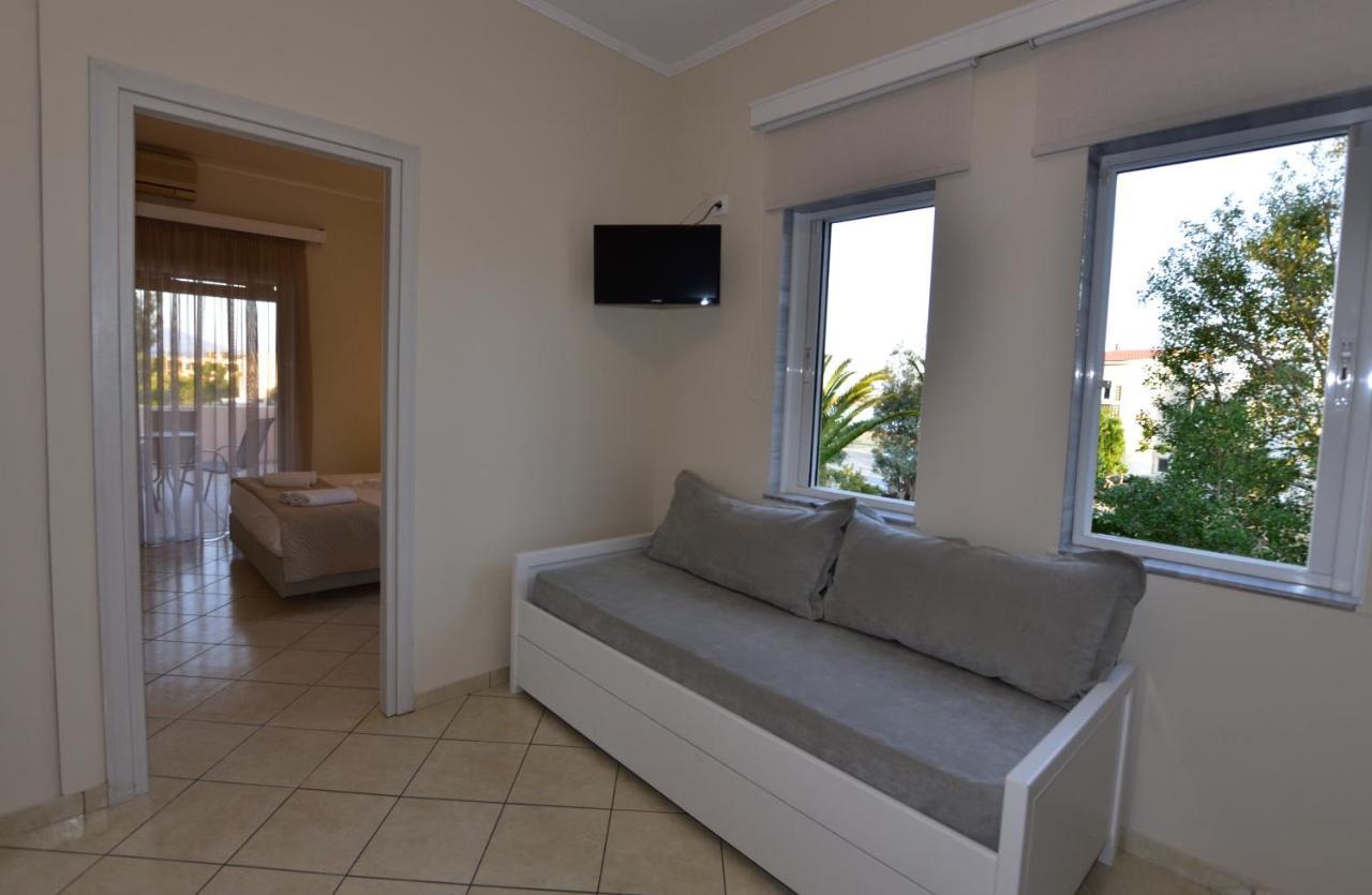 Flisvos Rooms Paleóchora Extérieur photo