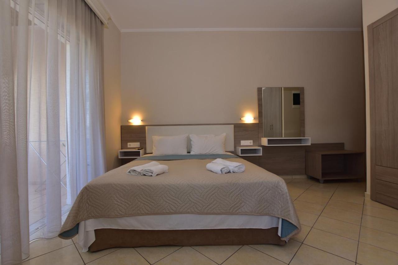 Flisvos Rooms Paleóchora Extérieur photo