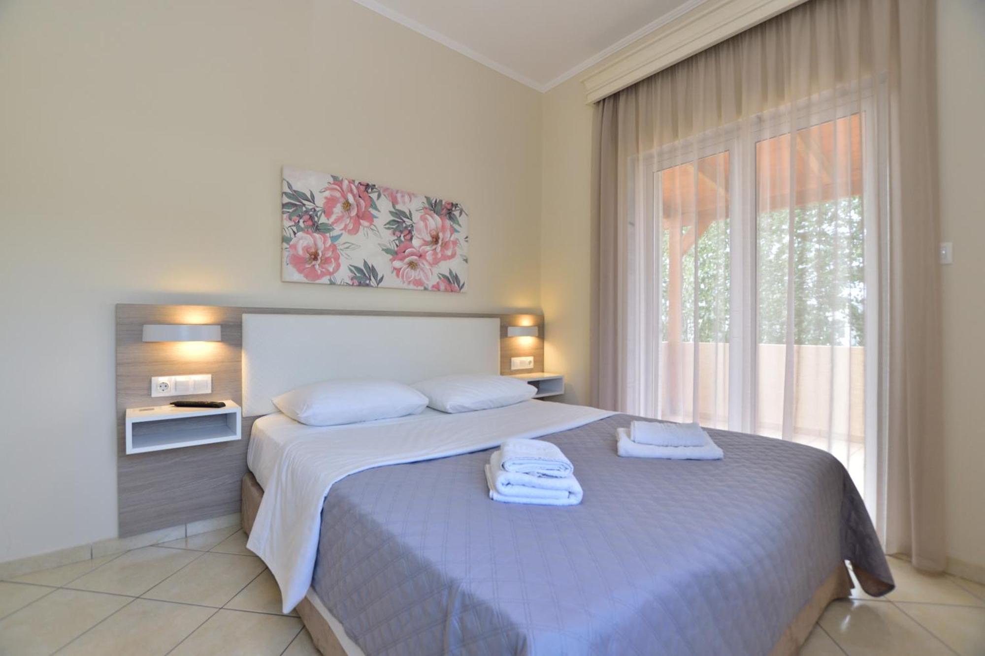 Flisvos Rooms Paleóchora Extérieur photo